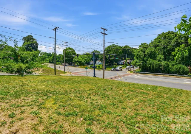 Homes for sale in Gastonia, NC | 412 W Davidson Ave, Gastonia, NC 28052 | MLS# 4392299