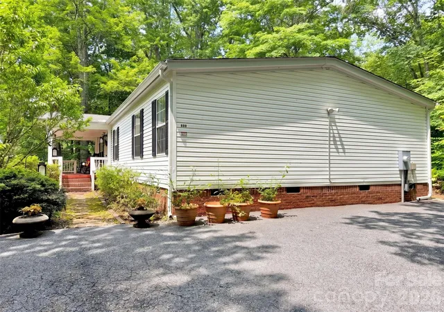 Homes for sale in Waynesville, NC | 315 Oakstone Dr, Waynesville, NC 28785 | MLS# 4392307