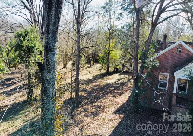 Photo 3 of Single family home for sale at 113 Stonecrest Cir SW, Concord, NC 28027 | MLS# 4392315 | Listing updated on 2026-09-27