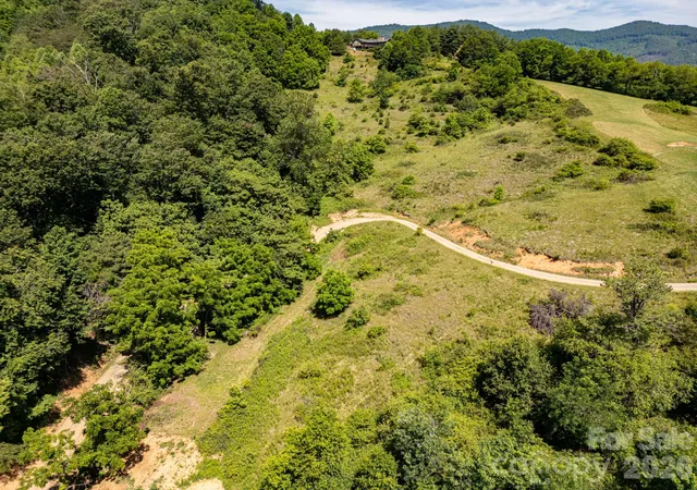 4th image of 999 Murphy Cove Rd, Candler, NC 28715 | MLS# 4392325