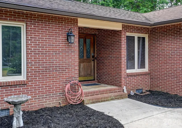 Photo 2 of Single family home for sale at 1320 Richard Rd, Salisbury, NC 28147 | MLS# 4392328 | Listing updated on 2026-08-28