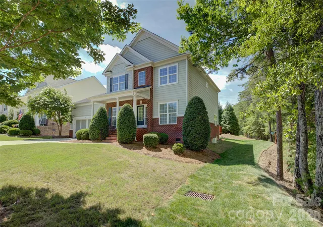 Photo 1 of Single family home for sale at 9609 Spurwig Ct, Charlotte, NC 28278 | MLS# 4392336 | Listing updated on 2026-09-07