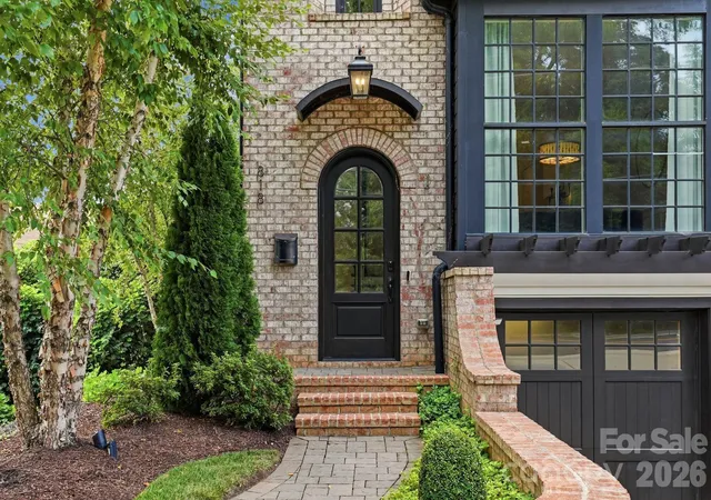 image of 818 Ideal Wy, Charlotte, NC 28203 | MLS# 4392342