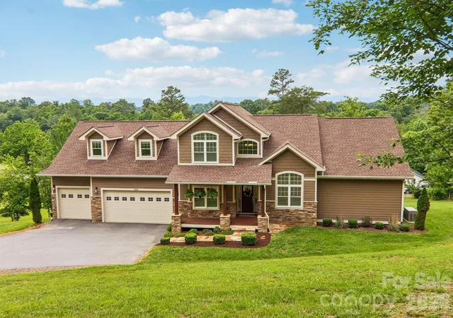 3rd image of 106 Saddle Ridge Dr, Alexander, NC 28701 | MLS# 4392356
