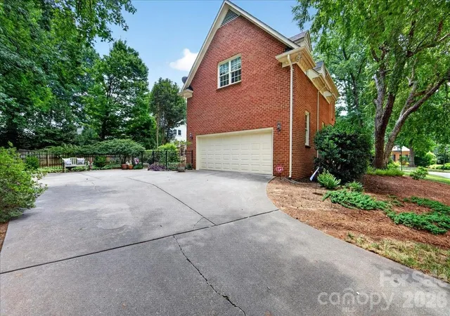 31st image of 3601 Castellaine Dr, Charlotte, NC 28226 | MLS# 4392373