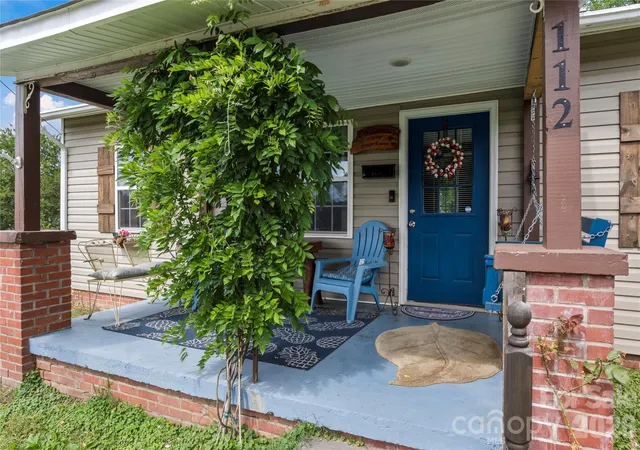 4th image of 112 Hillcrest St, Jonesville, NC 28642 | MLS# 4392397