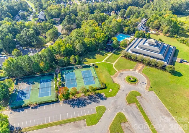 2nd image of 505 Heritage Pkwy, Fort Mill, SC 29715
