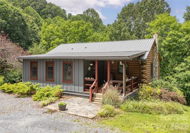 1st image of 47 Buchanan Ln, Canton, NC 28716 | MLS# 4392413