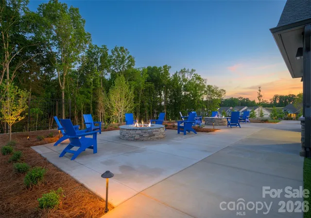 Photo 3 of Single family home for sale at 1007 Fen Ln, Waxhaw, NC 28173 | MLS# 4392437 | Listing updated on 2026-10-03
