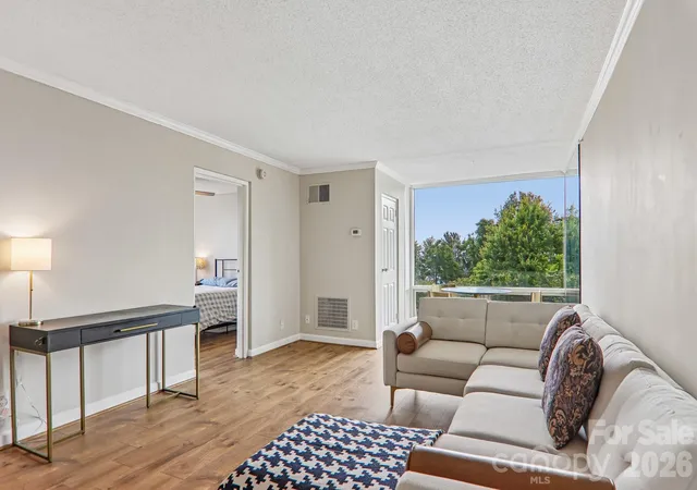 Homes for sale in Asheville, NC | 647 Town Mountain Rd #212, Asheville, NC 28804 | MLS# 4392443