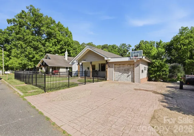 Homes for sale in Statesville, NC | 200 Feimster St, Statesville, NC 28677 | MLS# 4392448