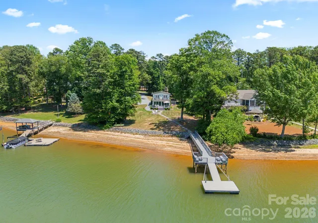 3rd image of 383 Sundown Rd, Mooresville, NC 28117 | MLS# 4392450