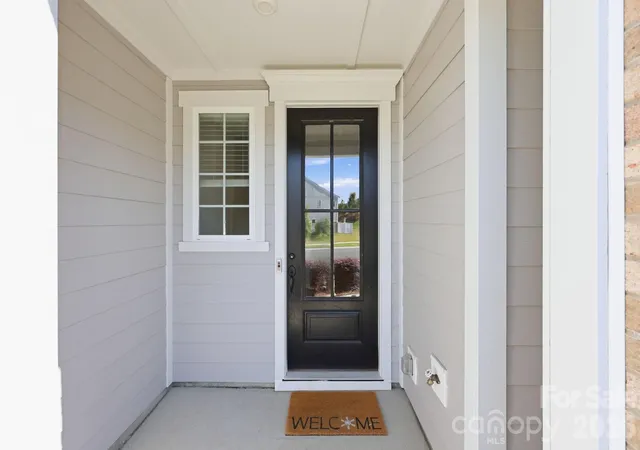 Photo 3 of Townhouse for sale at 1103 Grays Ml Rd, Charlotte, NC 28215 | MLS# 4392457 | Listing updated on 2026-08-06
