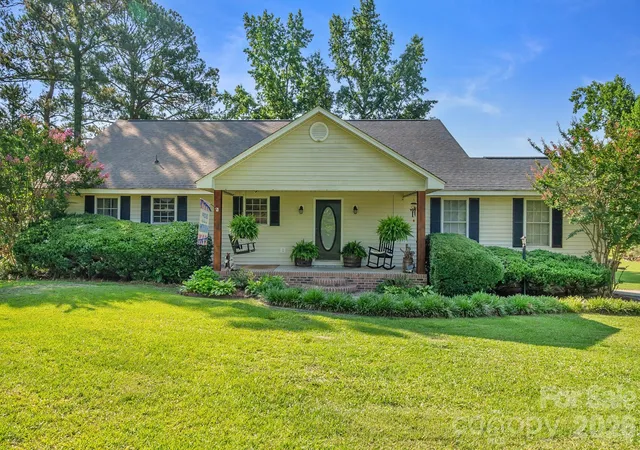 2nd image of 1240 Ponderosa Dr, Cassatt, SC 29032 | MLS# 4392472