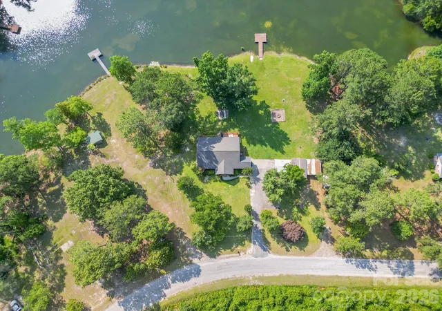 5th image of 1240 Ponderosa Dr, Cassatt, SC 29032 | MLS# 4392472