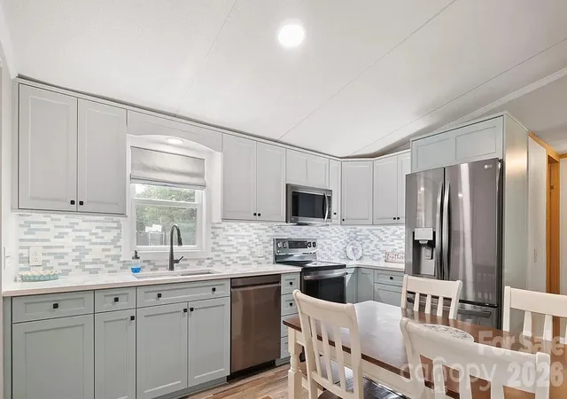 Photo 4 of Single family home for sale at 4220 Mount Beulah Rd, Maiden, NC 28650 | MLS# 4392480 | Listing updated on 2026-07-30