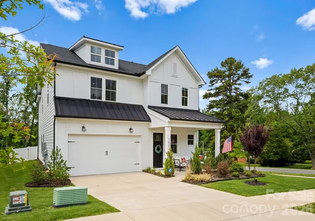 Homes for sale in Matthews, NC | 1002 Parkes St, Matthews, NC 28105 | MLS# 4392484