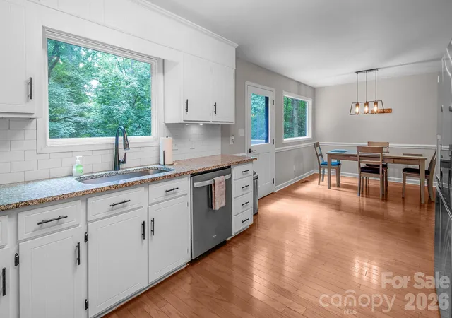 Photo 4 of Single family home for sale at 9205 Richardson King Rd, Waxhaw, NC 28173 | MLS# 4392497 | Listing updated on 2026-10-06