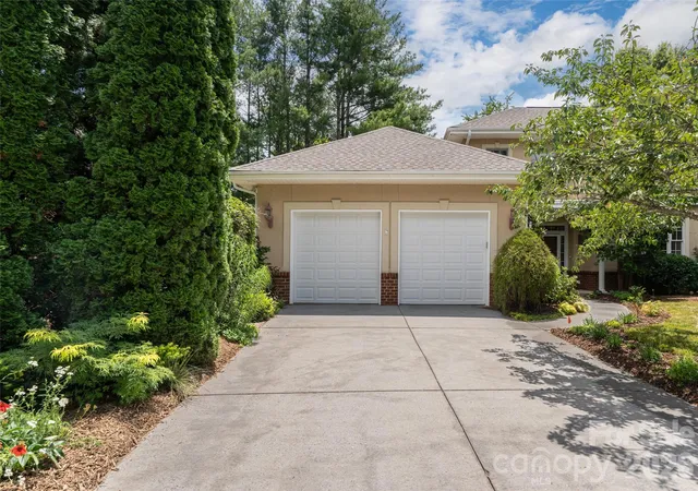 48th image of 23 Boddington Ct, Asheville, NC 28803 | MLS# 4392523