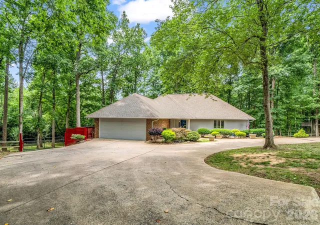 4th image of 1810 Arbor Way Dr, Shelby, NC 28150 | MLS# 4392549