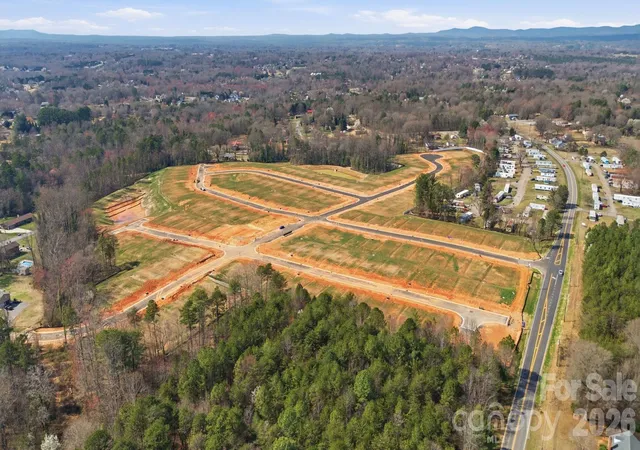 Homes for sale in Hickory, NC | 2939 31st St Ne, Hickory, NC 28601 | MLS# 4392557