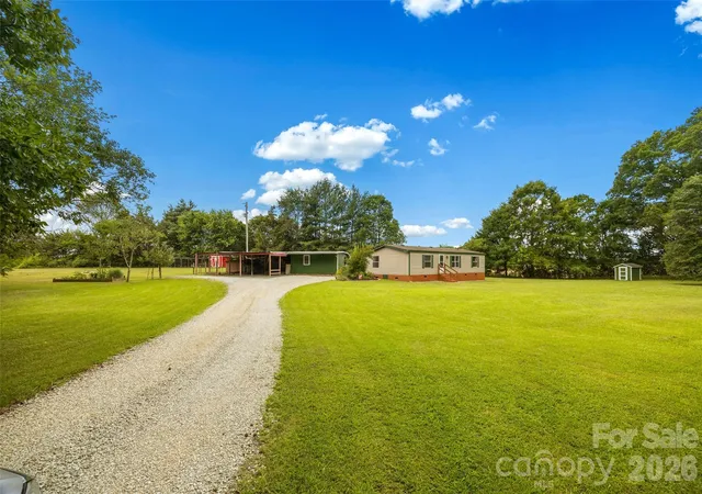 Photo 2 of Single family home for sale at 3607 Kennington Dr, Waxhaw, NC 28173 | MLS# 4392588 | Listing updated on 2026-09-29