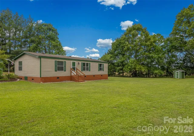 Photo 3 of Single family home for sale at 3607 Kennington Dr, Waxhaw, NC 28173 | MLS# 4392588 | Listing updated on 2026-09-29