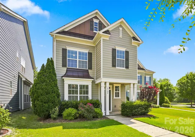 1st image of 2104 Woodward Ave, Charlotte, NC 28206 | MLS# 4392627