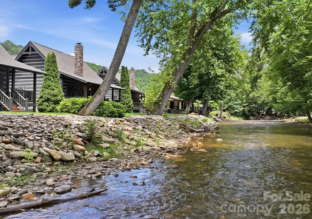 Homes for sale in Maggie Valley, NC | 62 Rachels Cir, Maggie Valley, NC 28751 | MLS# 4392640