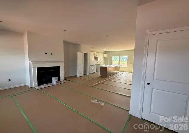 Photo 2 of Single family home for sale at 4021 Juno Dr, Charlotte, NC 28215 | MLS# 4392670 | Listing updated on 2026-09-28