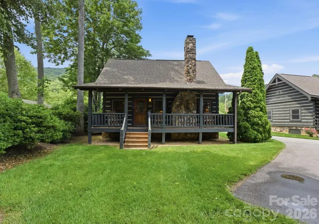 Homes for sale in Maggie Valley, NC | 18 Rachels Cir, Maggie Valley, NC 28751 | MLS# 4392673