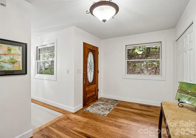 5th image of 10 Chestnut Top Cir, Mills River, NC 28759 | MLS# 4392677