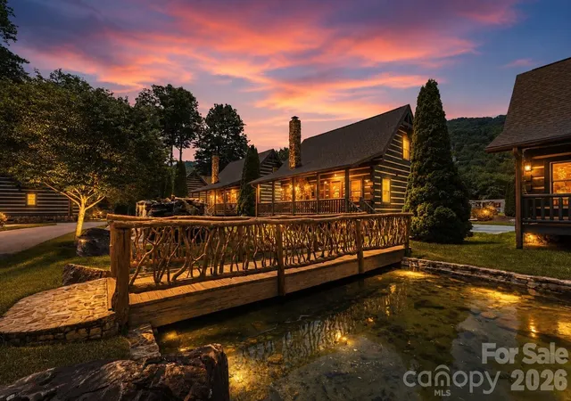 Photo 1 of Single family home for sale at 17 Rachels Cir, Maggie Valley, NC 28751 | MLS# 4392679 | Listing updated on 2026-09-03