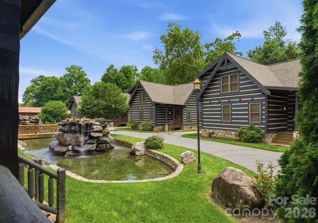 Homes for sale in Maggie Valley, NC | 17 Rachels Cir, Maggie Valley, NC 28751 | MLS# 4392679