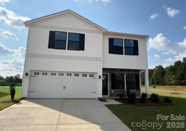 Photo 1 of Single family home for sale at 4025 Juno Dr, Charlotte, NC 28215 | MLS# 4392685 | Listing updated on 2026-10-30