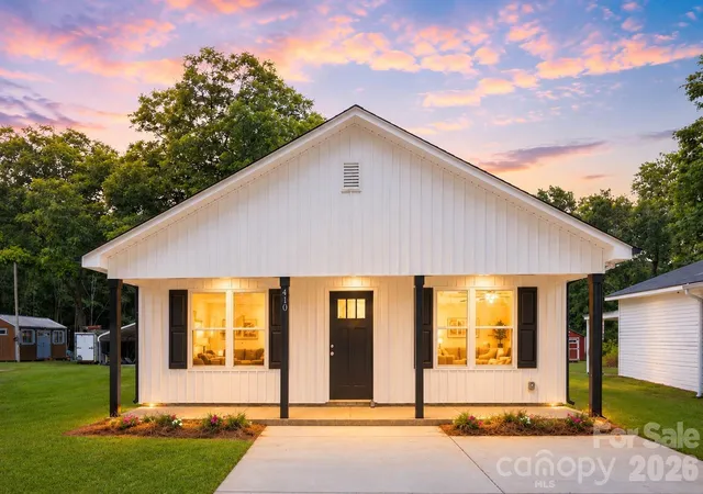 Homes for sale in Albemarle, NC | 410 Peachtree St, Albemarle, NC 28001 | MLS# 4392692