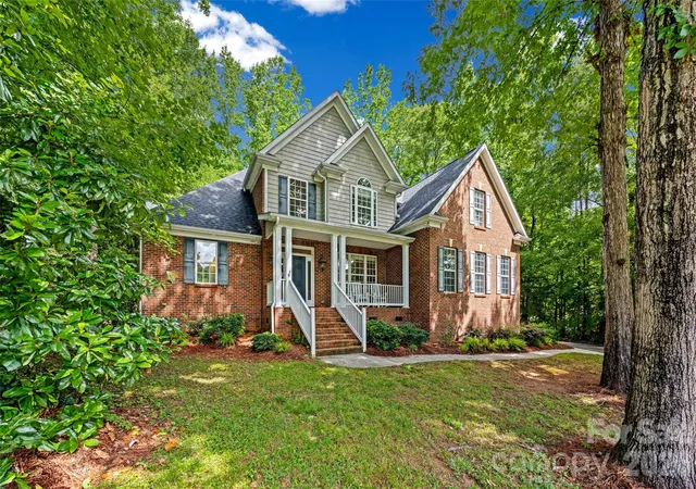 Photo 1 of Single family home for sale at 2035 Slippery Rock Cvs, Clover, SC 29710 | MLS# 4392694 | Listing updated on 2026-08-31