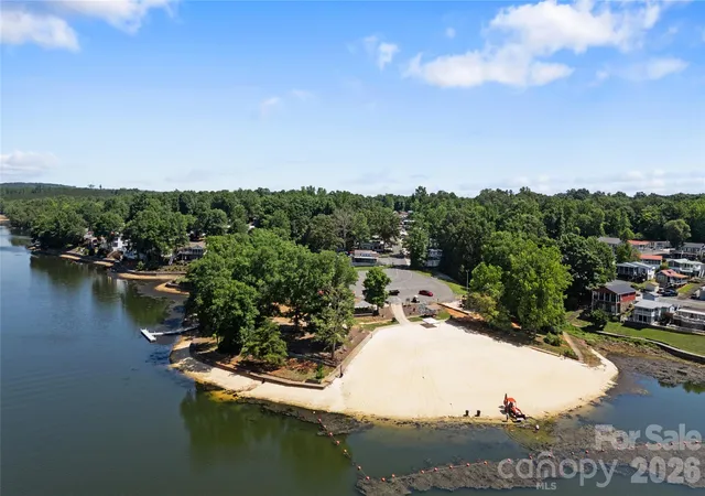 Homes for sale in New London, NC | 107 Dove Ln, New London, NC 28127 | MLS# 4392697