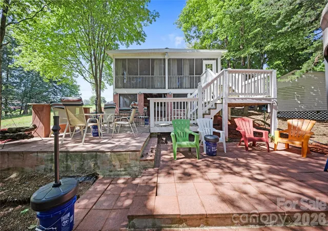 Homes for sale in New London, NC | 107 Dove Ln, New London, NC 28127 | MLS# 4392697