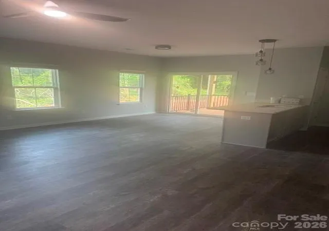 Photo 3 of Sale Pending at 1615 N Lee St, Salisbury, NC 28144 | MLS# 4392709 | Listing updated on 2026-08-29