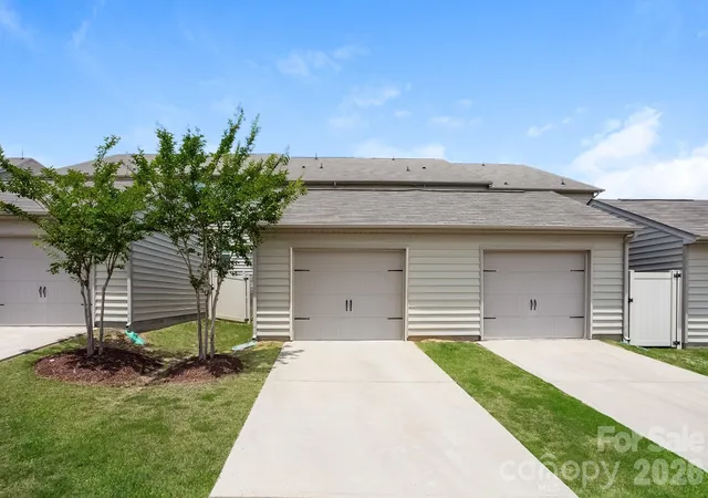 Photo 3 of Townhouse for sale at 8141 English Clover Ln, Fort Mill, SC 29707 | MLS# 4392723 | Listing updated on 2026-08-26