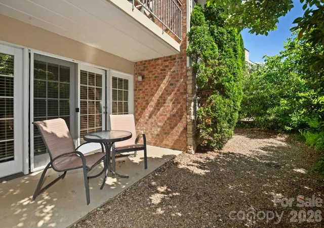 2nd image of 203 Bowling Park Rd, Asheville, NC 28803