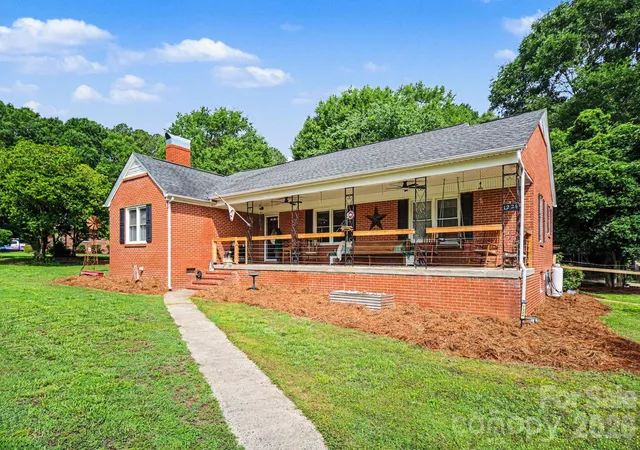 4th image of 1224 Petes Rd, Lincolnton, NC 28092 | MLS# 4392761