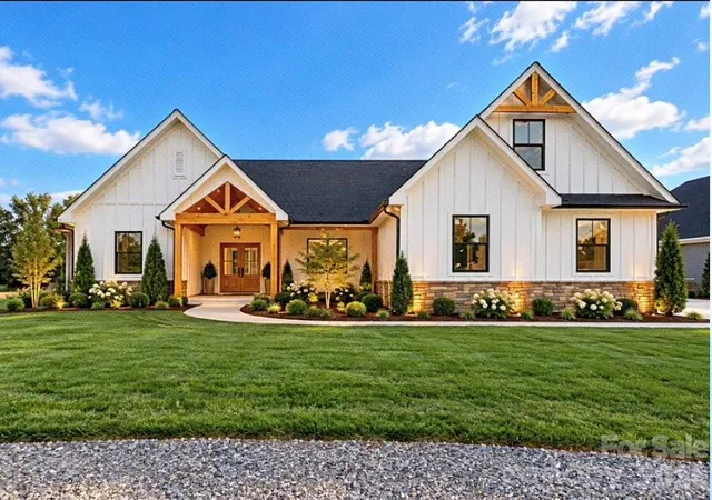 Photo 1 of Single family home for sale at 17834 Brattain Rd, Locust, NC 28079 | MLS# 4392773 | Listing updated on 2026-09-30