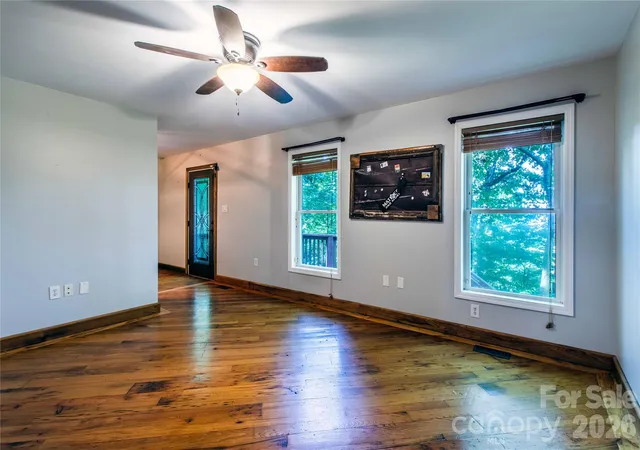 Photo 3 of Single family home for sale at 142 Blake Dr, Canton, NC 28716 | MLS# 4392775 | Listing updated on 2026-09-21