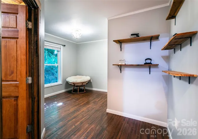 Photo 4 of Single family home for sale at 142 Blake Dr, Canton, NC 28716 | MLS# 4392775 | Listing updated on 2026-09-27