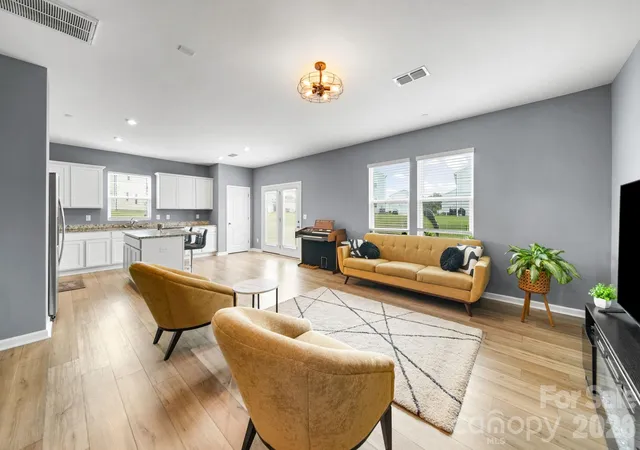 Photo 3 of Single family home for sale at 3082 Bell Spur Ave Sw, Concord, NC 28027 | MLS# 4392776 | Listing updated on 2026-09-05
