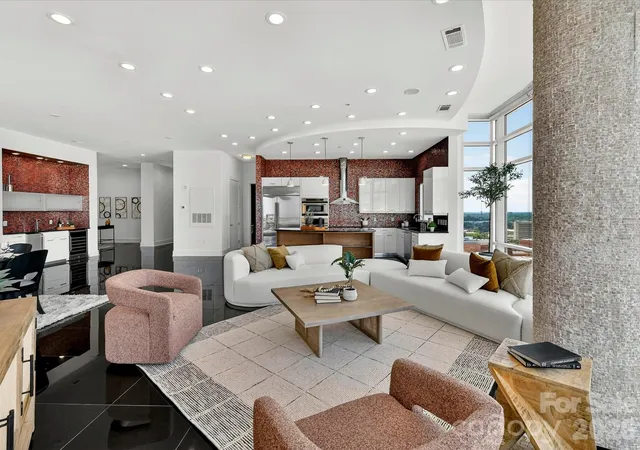 5th image of 505 E 6Th St #1601, Charlotte, NC 28202 | MLS# 4392815