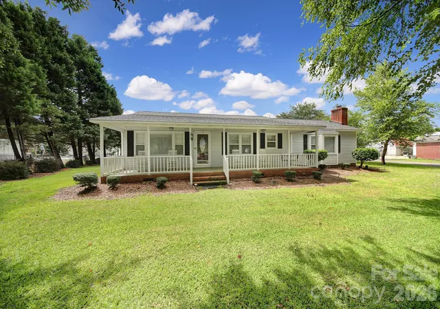 3rd image of 215 W Stevens St, Kershaw, SC 29067 | MLS# 4392816