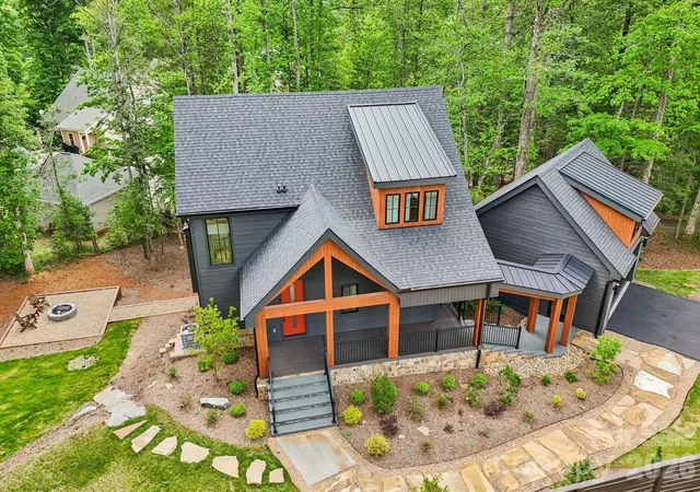 Photo 1 of Single family home for sale at 236 Glazener Rd, Brevard, NC 28712 | MLS# 4392817 | Listing updated on 2026-08-26